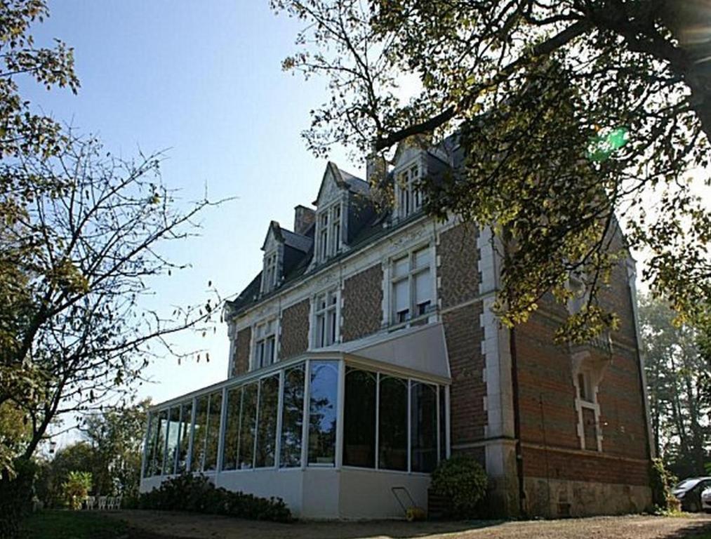 Chambres D'Hotes Du Haras De Coddes Cercy-la-Tour Exterior foto